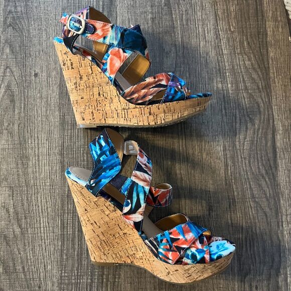 CHINESE LAUNDRY Floral Marianne Platform Wedge Sandals Womens Size 6.5 Boho Chic - Picture 2 of 10